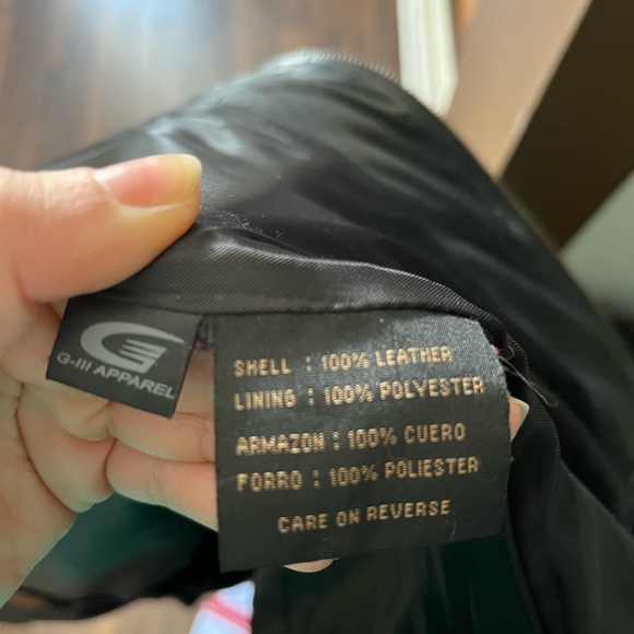 Leather jacket - Picture 3 of 3